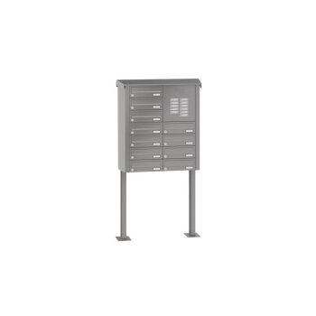 LEABOX 11er freistehende waagerechte Briefkastenanlage mit Sprechfeld in RAL 9010 (Fußplatten) - LEA20